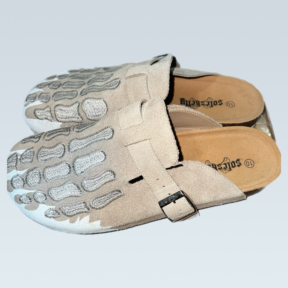 Soleskelly skeleton Clogs